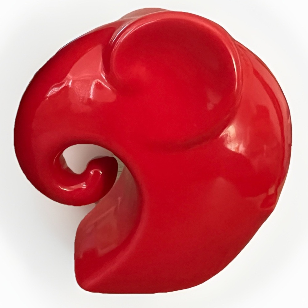 Elegant Black and Red Elephant Sculptures - Picture 5 of 11